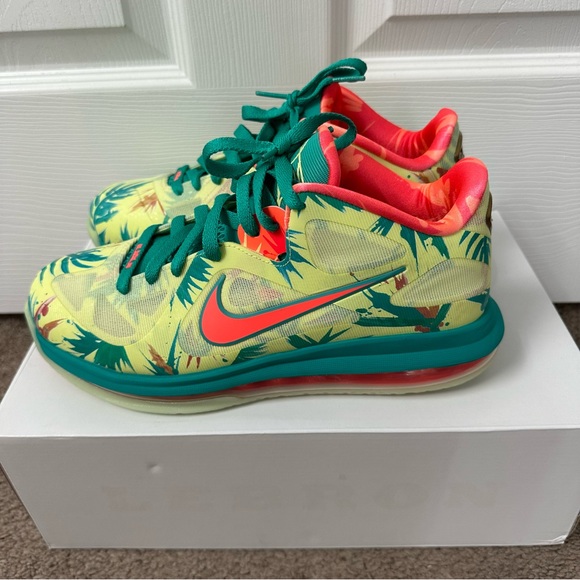 Special edition New w/box Nike Lebron IX Low Shoes,Men’s 7.5- Women’s size 8.5/9 - Picture 7 of 16